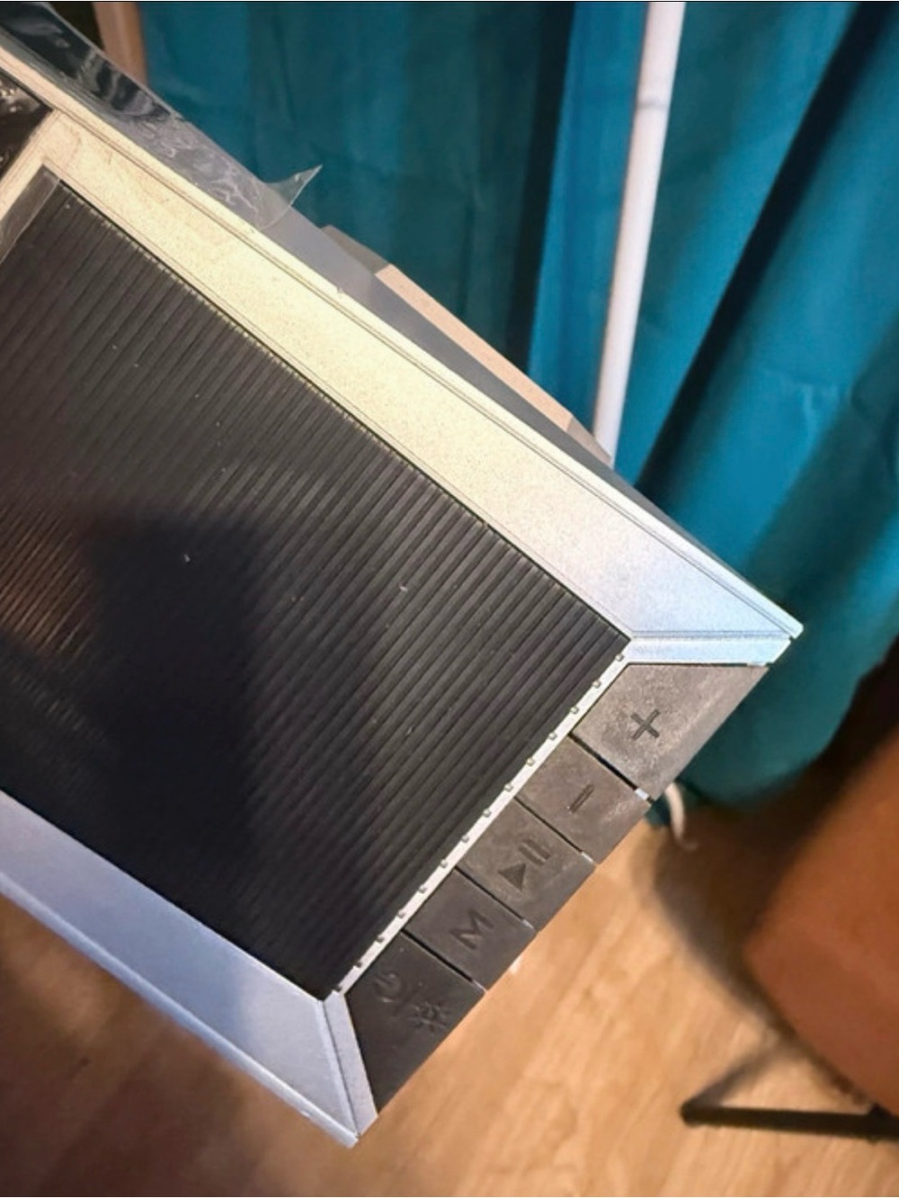 Tesla model Bluetooth speaker - Picture 6 of 10